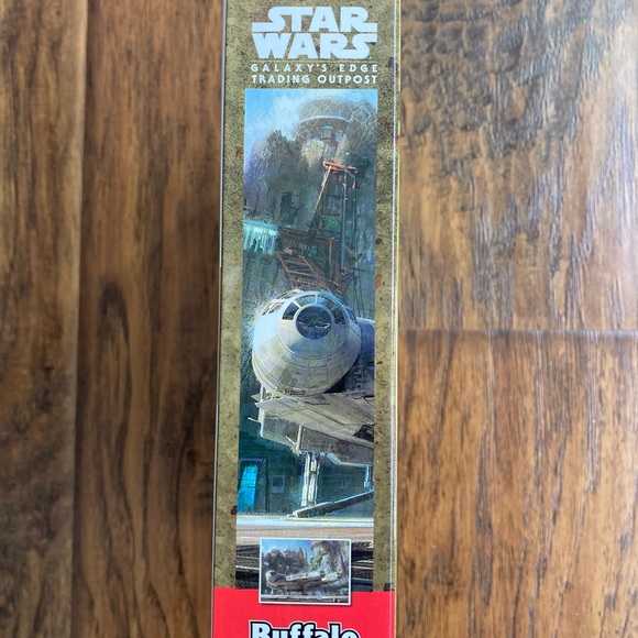 Star Wars Galaxy’s Edge Trading Outpost 500 piece puzzle 🧩 - Picture 3 of 3